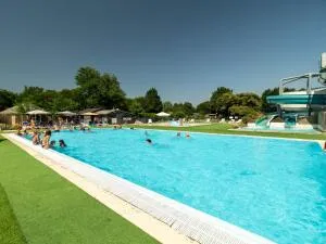 Flower Camping Echo du Malpas - 康普