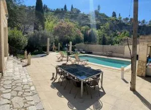 Maison familiale à Nimes - Нім