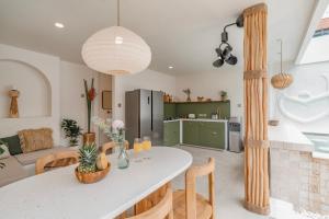 Aestetika Villa Sanur - 3-Min Walk to Beach