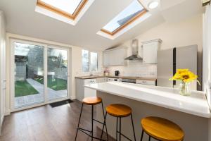 The Manor 4 bedrooms sleeps 7