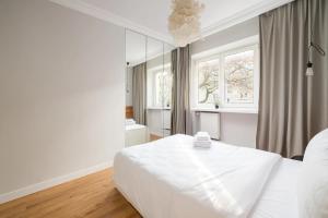 Stylish Cozy flat in Warsaw center