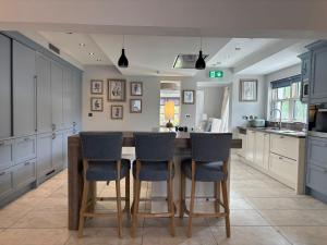 Property 490 - Clifden