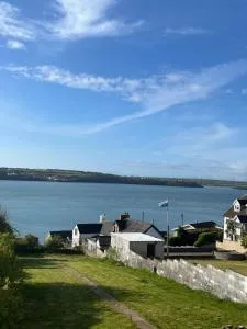 Ty Mary Llanstadwell Milford Haven Pembrokeshire - Neyland