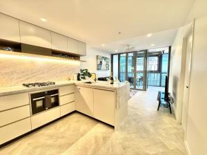 Luxury Casino Stay Skyrise Haven 1BDR