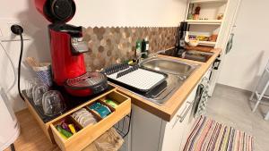 Appartements Cocon urbain , bel appartement entierement equipe, entree privee, parking : photos des chambres
