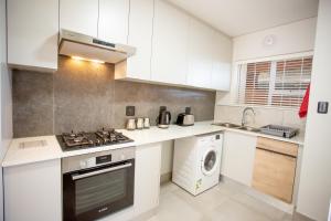 Apartment 45 - 1 On York