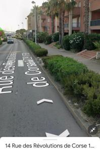 Appartements 46m with terrace - residence with pool : photos des chambres