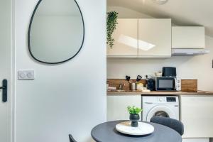 Appartements Le Factory - Studio contemporain - Proche metro B : photos des chambres