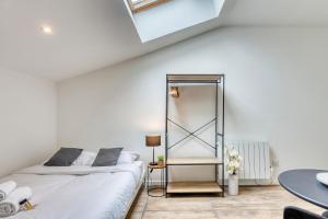 Appartements Le Factory - Studio contemporain - Proche metro B : photos des chambres