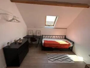 Charmante studette chez l'habitant - Poissy