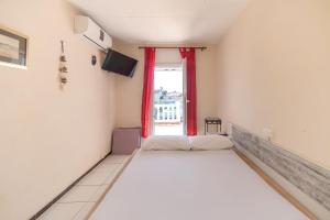 WELCS CASA 240 EMP con piscina y vista al canal