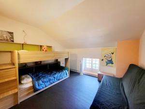 Appartements Maguilon H - 10 personnes - Proche riviere et Vals bains : photos des chambres