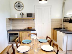 Appartements Maguilon H - 10 personnes - Proche riviere et Vals bains : photos des chambres