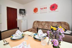 Ferienwohnung für 3 Personen ca 50 m in Šilo, Adriaküste Kroatien Kroatische Inseln - b44380