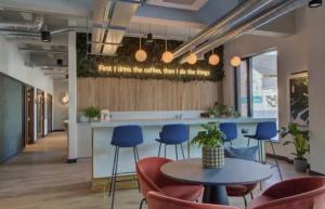 Ashlin House - Budget Accommodation in Central Cork - Adults Only