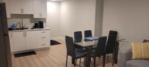 Hommie Vibes Basement Suite