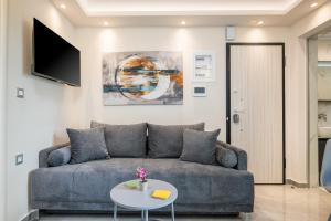 Diamante Del Mar Phaedra Modern Beachfront Apartment