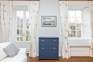 Charming Edinburgh 2-Bedroom 2-Bathroom Apartment