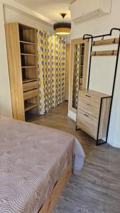 Appartements Le Chic en Ville Centre historique, climatise, wifi, Parking sous-sol inclus : photos des chambres