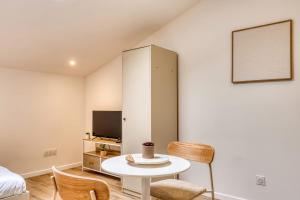 Appartements La Suite Sable - Cosy studio - Proche Metro B : photos des chambres