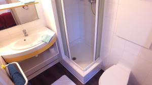 Villages vacances VVF Pays Basque Sare La Rhune : Chambre Double avec Douche