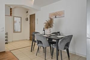 Old Town Sunshine Apartment