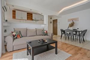 Old Town Sunshine Apartment