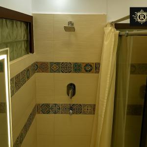 Luxury AOL Suite