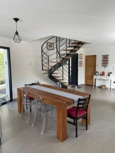 Villas Bassin d -Arcachon House with heated pool : photos des chambres