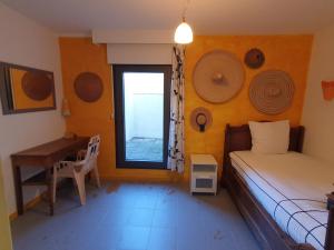 Appartements Appartement 3 chambres avec grande terrasse dans le centre de Pernes les Fontaines : photos des chambres