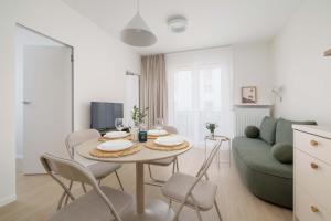 Saska Cozy Apartment Parking by Noclegi Renters