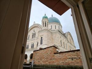 SantAmbrogio Terrace Tales Apartment