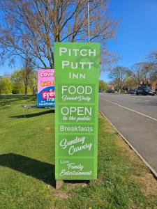 8 Berth Caravan - North Shore Holiday Park Skegness 3 Bedrooms