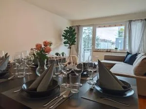 Zentrale Wohnung für bis zu 8 Personen - Kollbrunn