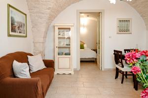 Piuma Bianca - Dimora Tipica nel Cuore del Centro Storico - 3hvězdičkové hotely ve městě Locorotondo