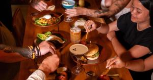 Mad Monkey Nusa Lembongan