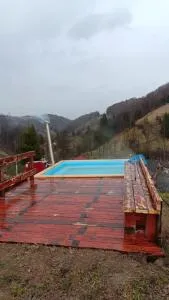 Cabana Daianna si Jessica - Nemesi