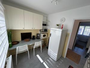 Appartement T2 Six Fours Cap Negre,1 mn à pied de la mer