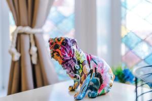 Incredible 4Bedroom Home In Salford, Game Room, Free Parking, Smart TV