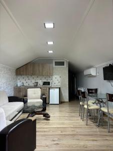 Apartment Green House