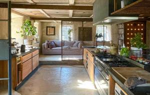 Lovely Home In Lärbro With Wifi