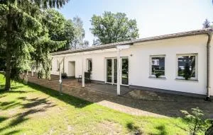 2 Bedroom Stunning Apartment In Gransee - 滕普林