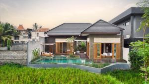 Villa Kayuan - NEW! Cozy 2-Bedroom with Scenic Ricefield Views