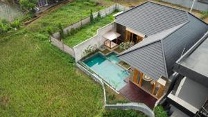 Villa Kayuan - NEW! Cozy 2-Bedroom with Scenic Ricefield Views