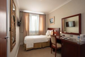 Single Room room in Hotel Savoy