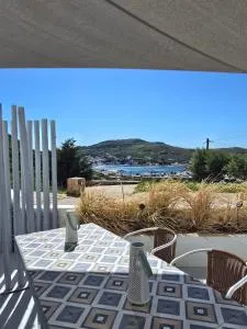 Blue Vista C-actus-Stylish home - Sapsila