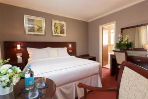 Double Room room in Hotel Savoy