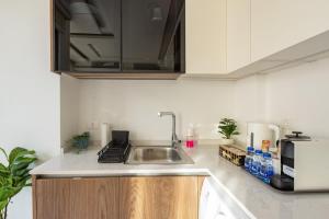 Shamsi Apartments 008