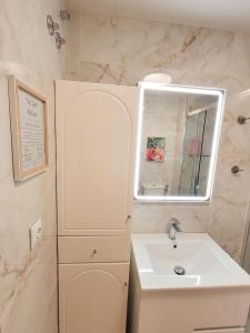 Studio Monserrate B