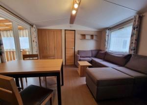 Campings LOCATION MOBIL HOME 40m carre de 2 a 8 personnes en bords de mer : photos des chambres